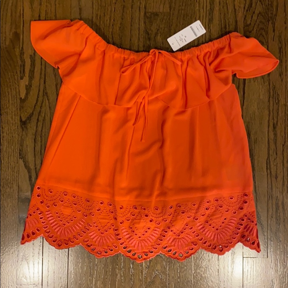NWT Bebe off the shoulder sleeveless orange top M